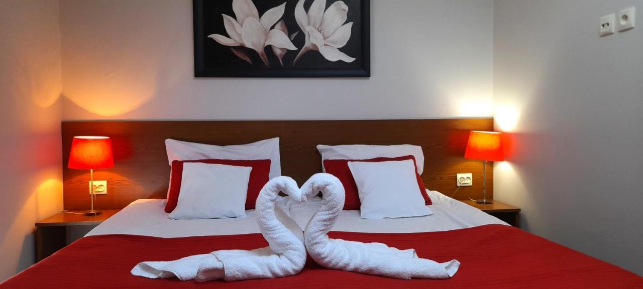 Aparthotel Astral Raszyn Exteriér fotografie
