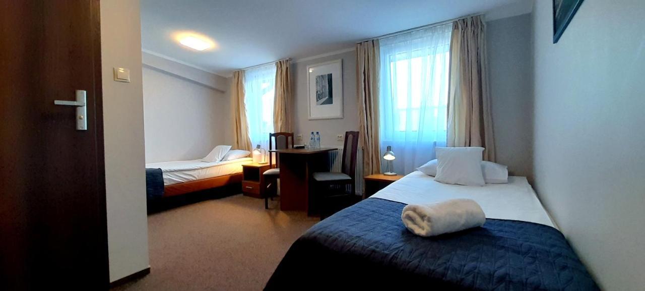 Aparthotel Astral Raszyn Exteriér fotografie