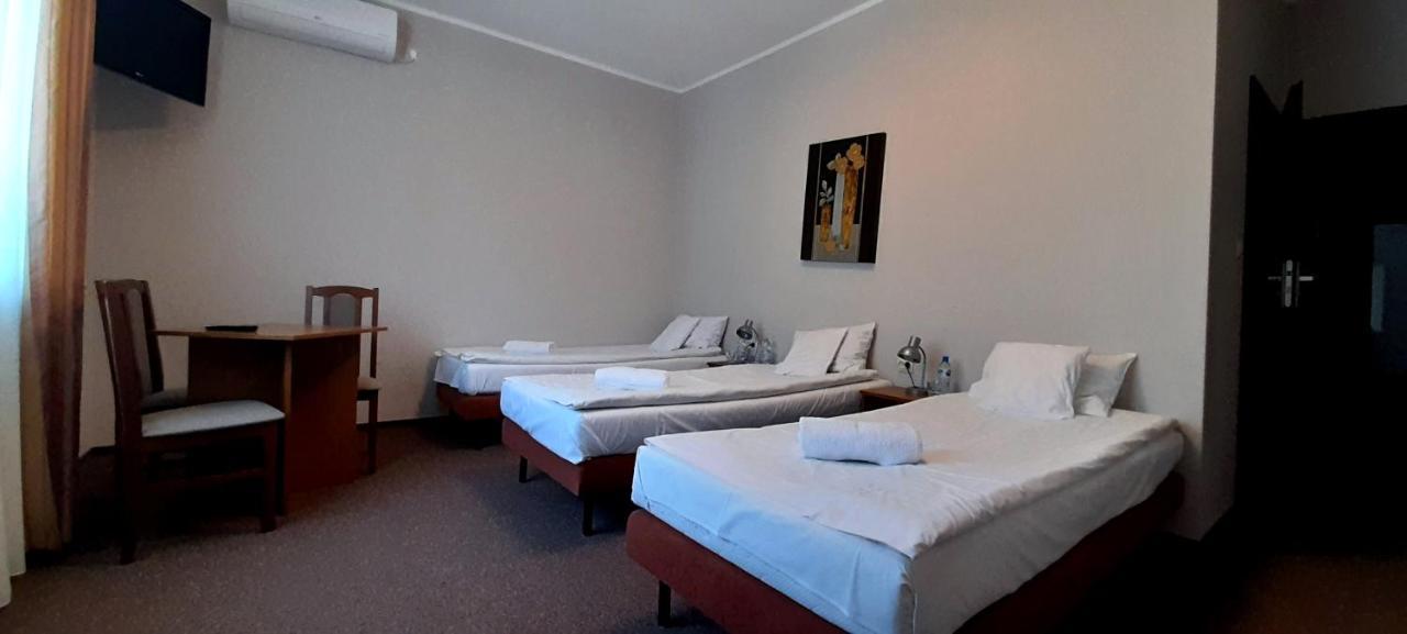 Aparthotel Astral Raszyn Exteriér fotografie